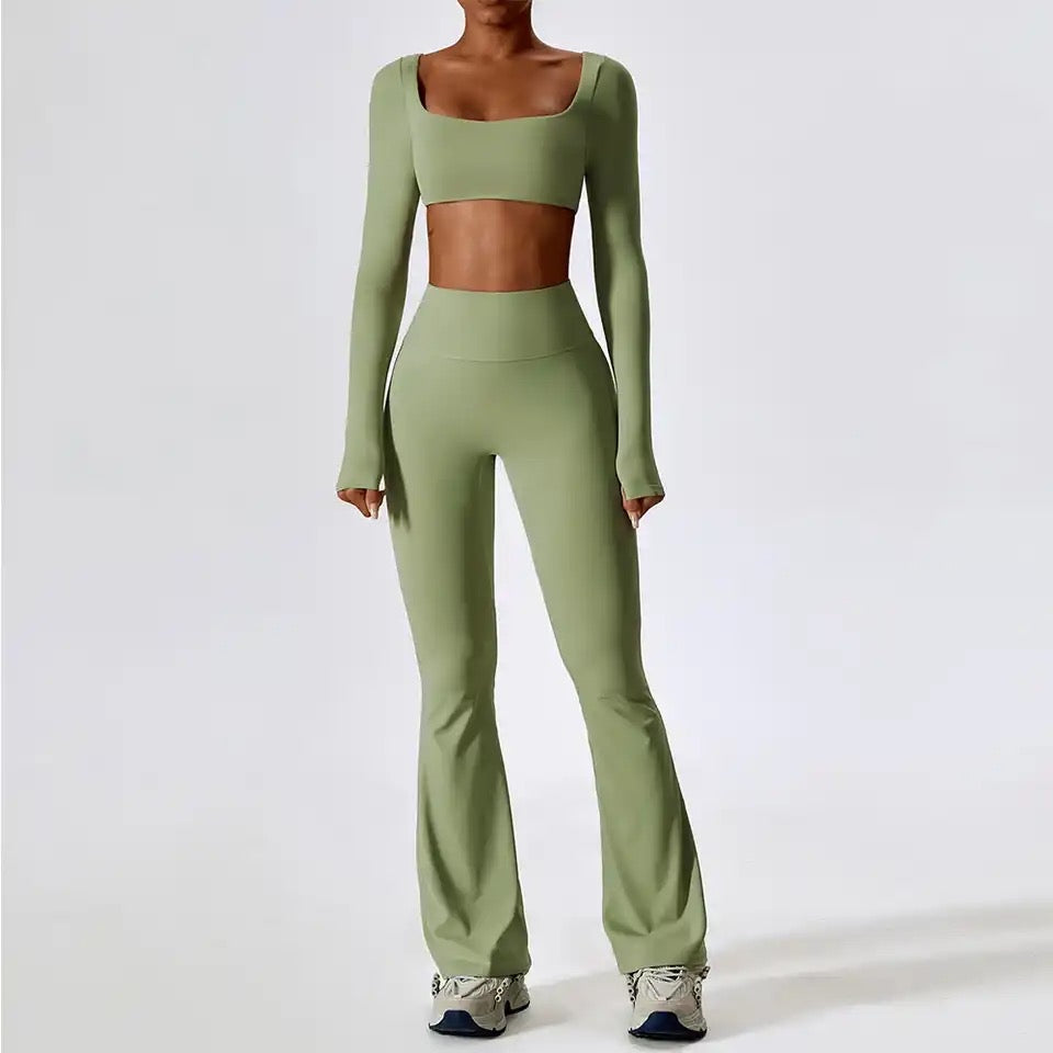 High Waisted Ruched Bum Leggings in Olive – Riviera The Label